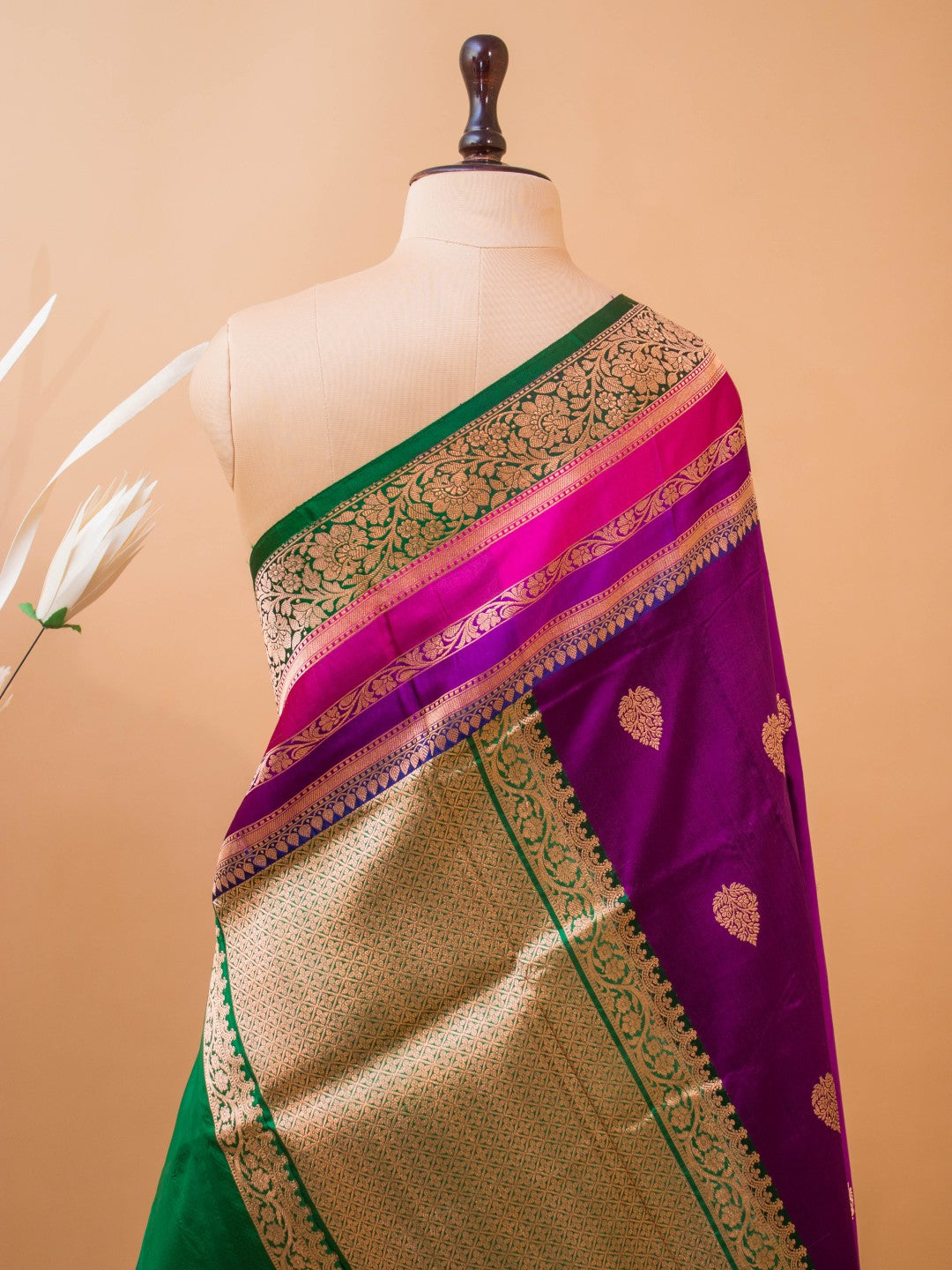 Pure Kataan Silk Contrast Ragkaat Border Design
