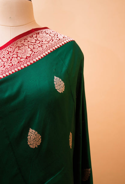 Traditional Pure Kataan Silk With Rangkaat Border Butti-Green