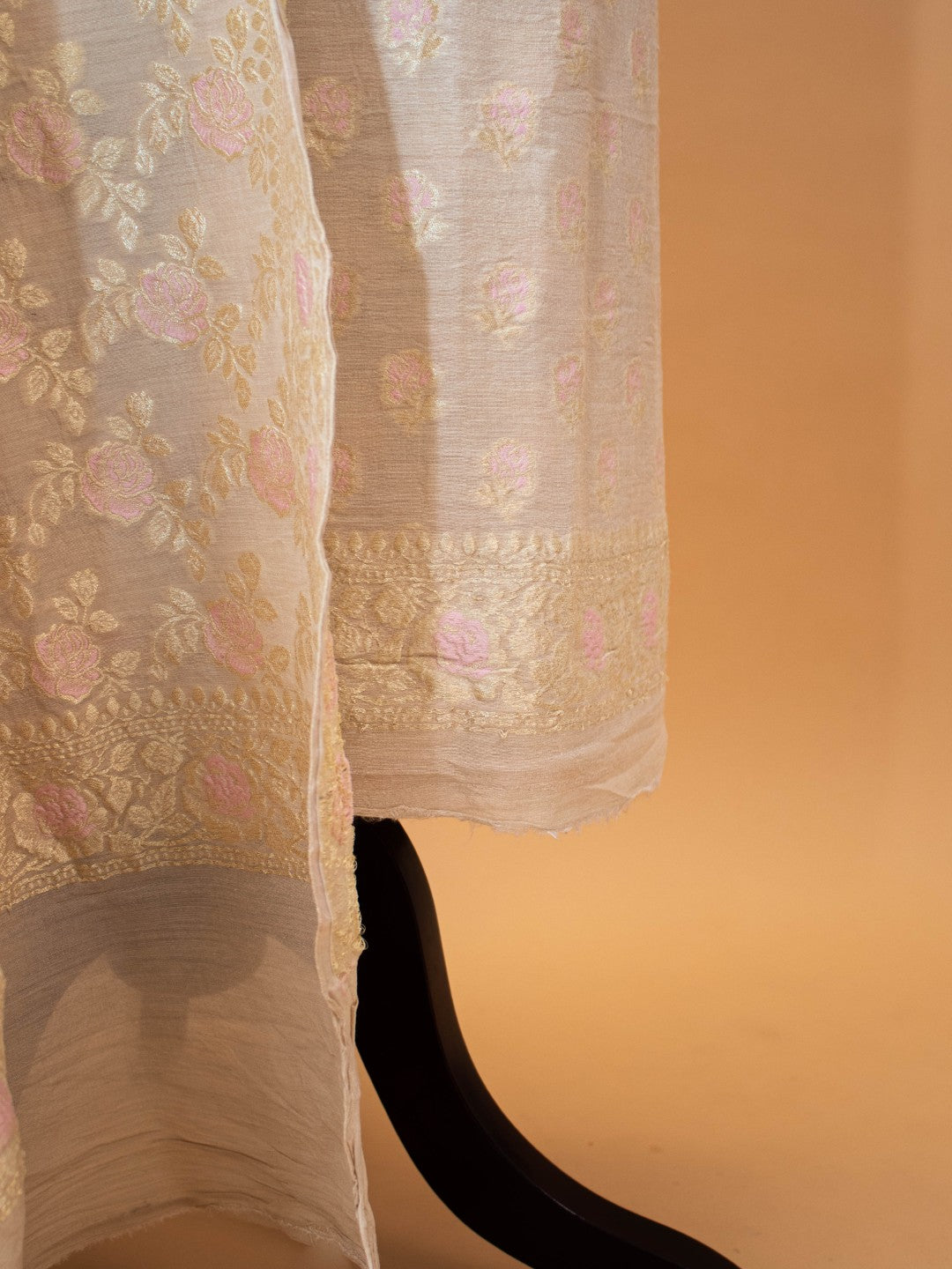 Hand-Weaved Jaal Dupatta N Buti Top 3pc In Pure Munga Silk Fabric
