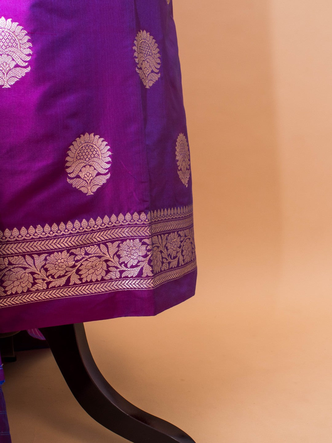 Pure Kataan Silk Handloom Kadhuwa Weaving Suit Fabric 3pc