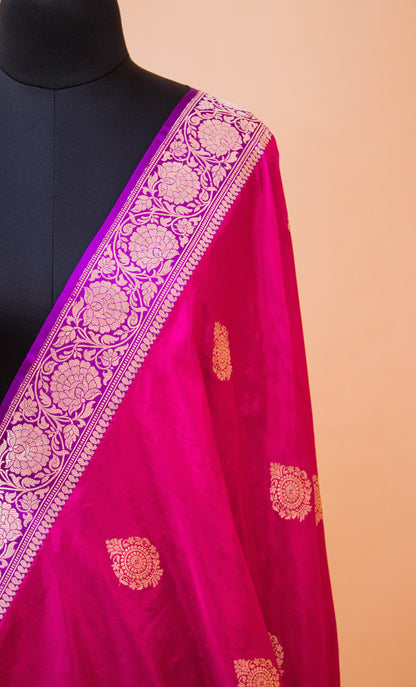 Handloom Banarsi Contrast Broad Border In Pure Kataan Silk Pink