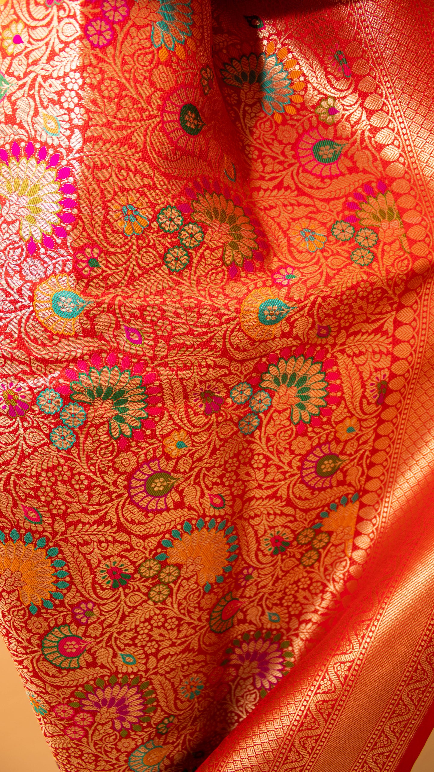 Banarasi Meenakari Jaal Weaving In Silk Fabric Red