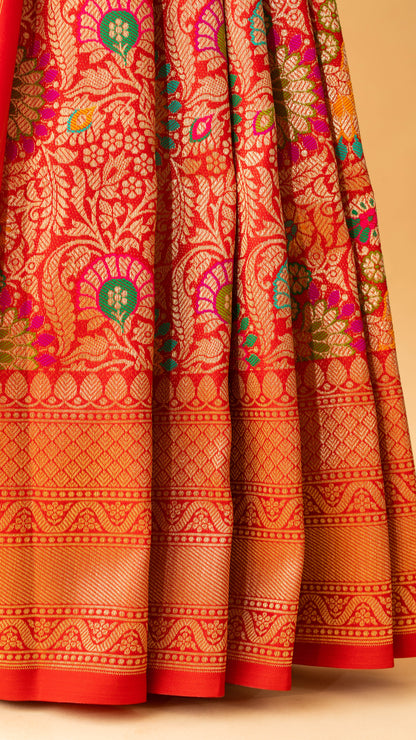 Banarasi Meenakari Jaal Weaving In Silk Fabric Red