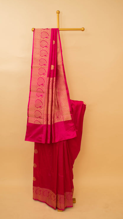 Handloom Banarasi Motif Border And Butti Weaving - Pink