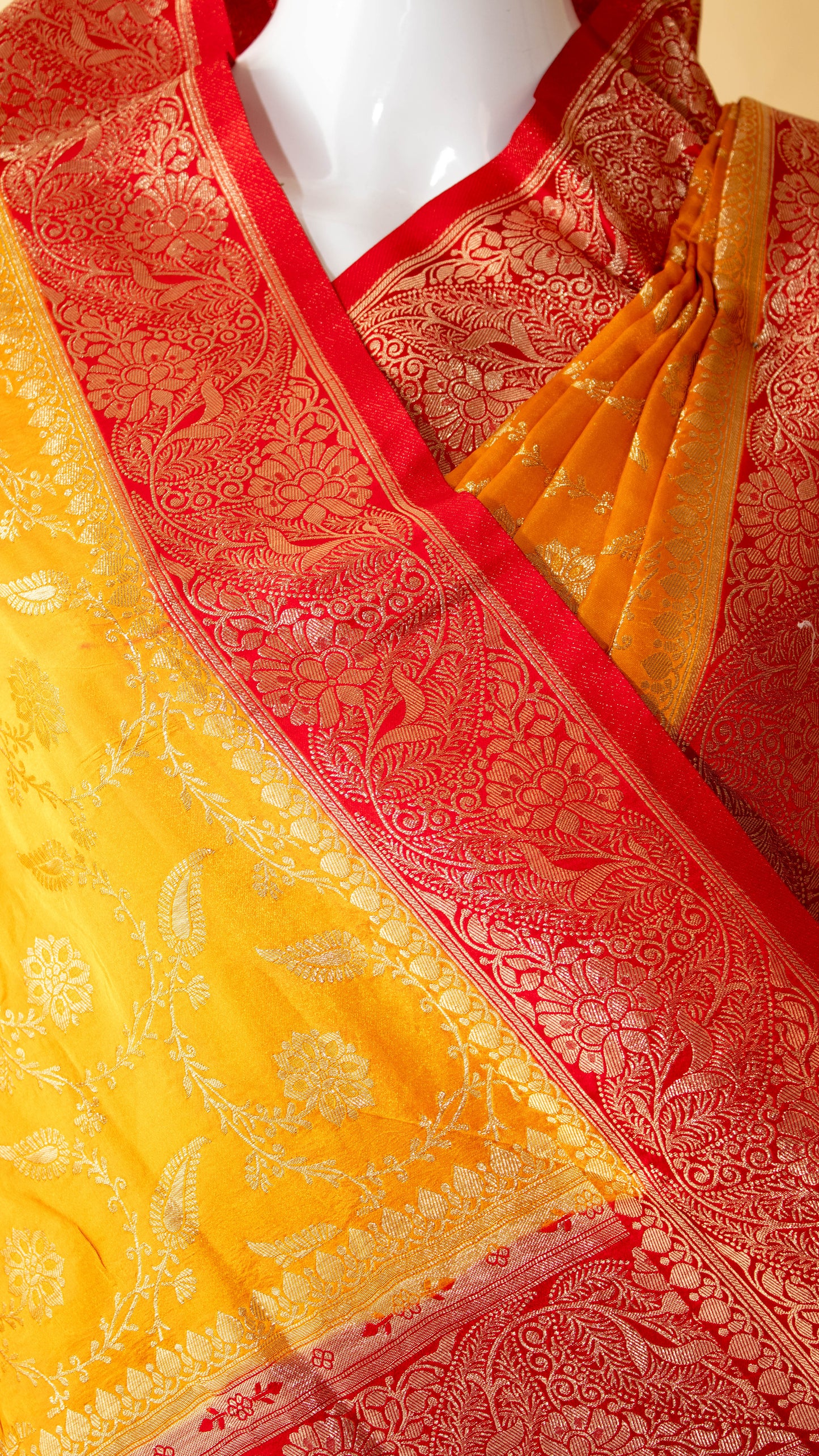 Traditional Banarsi Contrast Border And Jaal Weaving Yellow