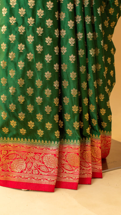 Traditional Banarsi Contrast Border And Small Butti Weaving Green