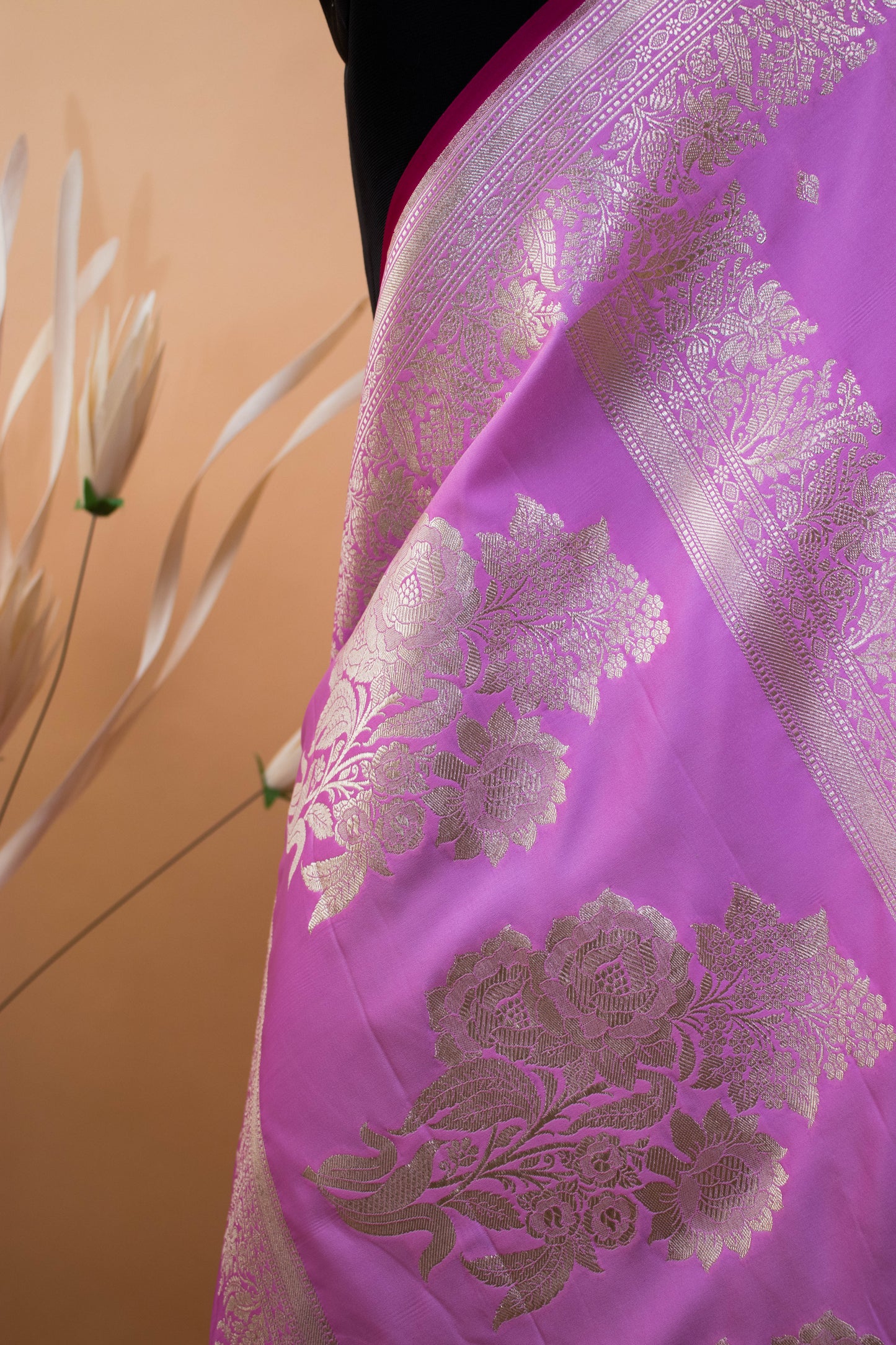 Sober Banarsi Double Border Small Butti Saree - Purple
