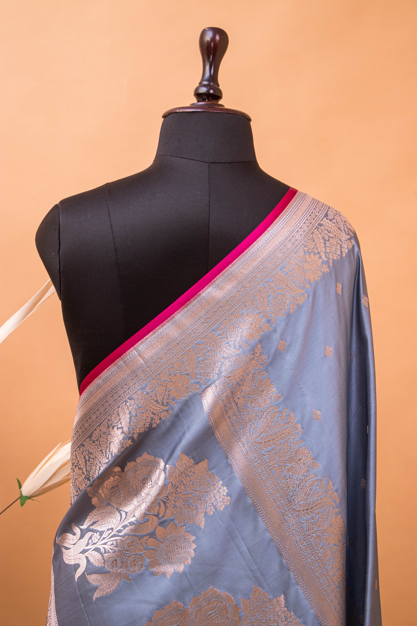 Sober Banarsi Double Border Small Butti Saree - Grey
