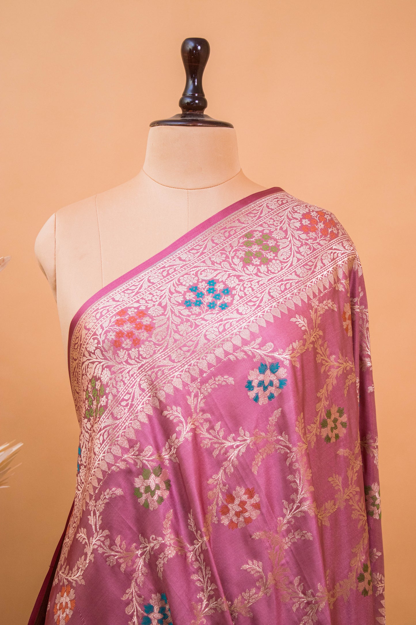 Meenakari Jaal Weaving In Banarsi Silk Fabric - Pink