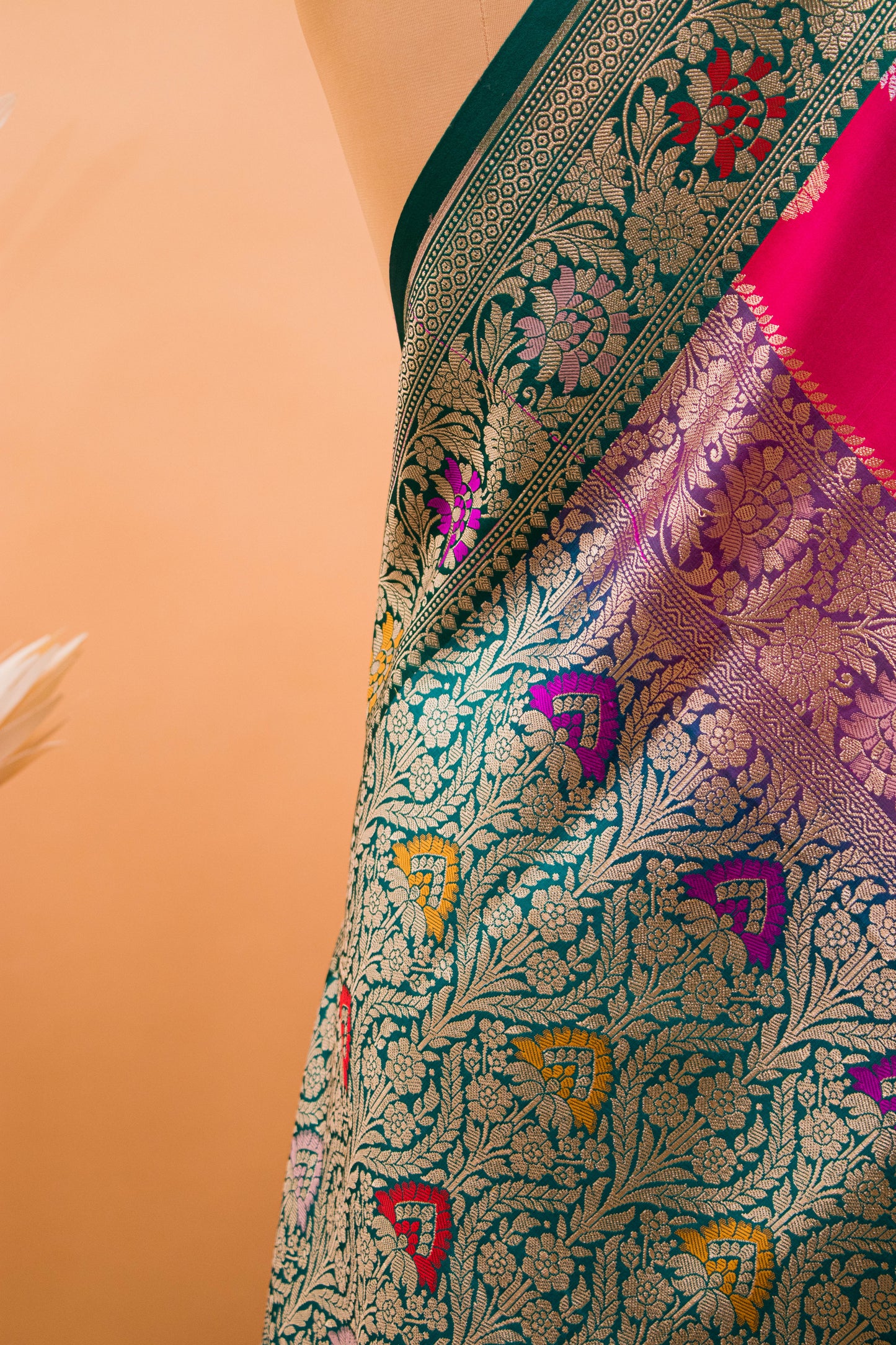 Banarasi Rangkaat Weaving Saree With Contrast Meenakari Border - Multi Color