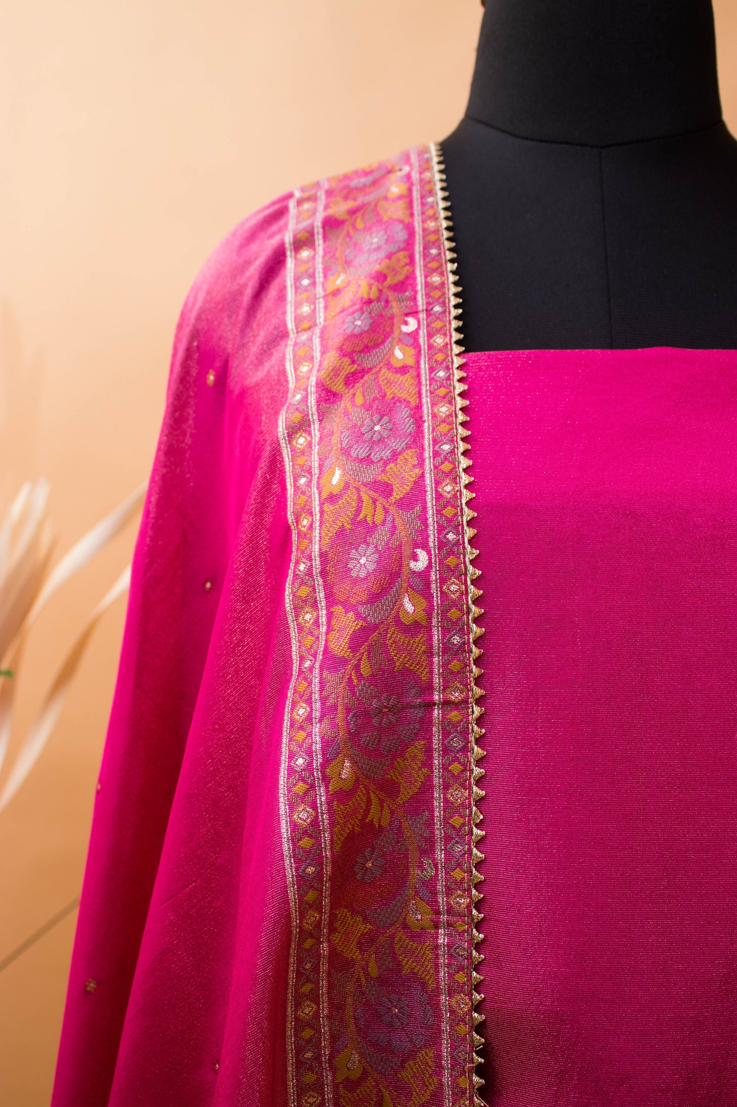 Banarasi Meenakri Weaving Suit Fabric In Georgette Tissue Fabric Pink