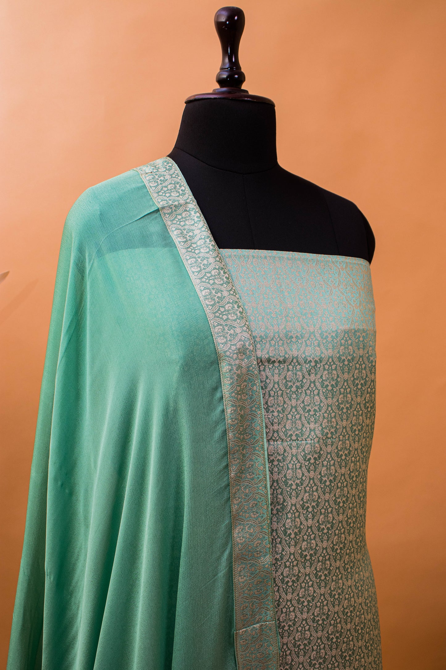 Banbarasi Tanchui Weaving Suit Fabric Georgette Dupatta-Green