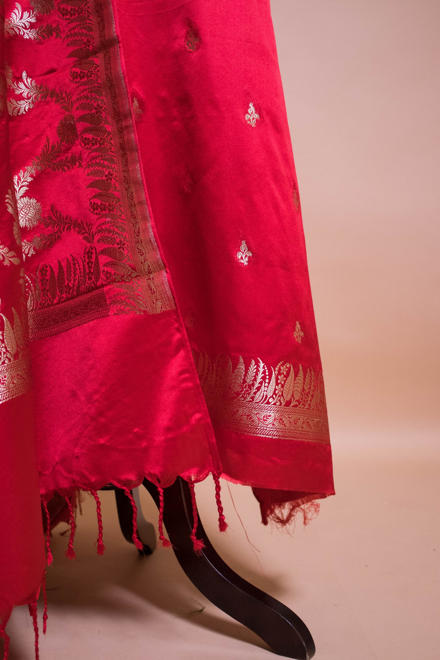 Banarasi Butrti Weaved Suit Fabric With Jaal Dupatta-Red