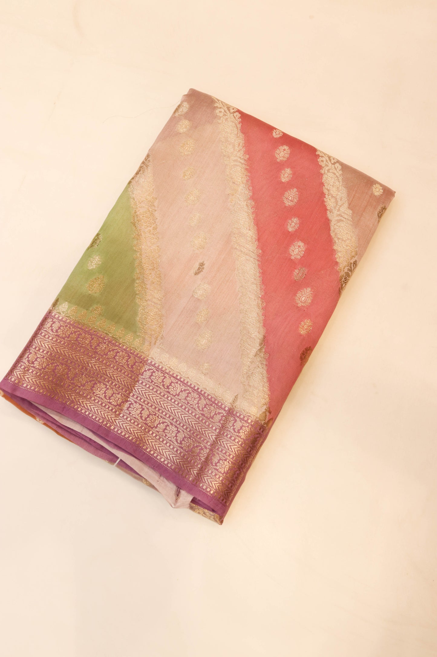 Banarasi Rangkaaat Weaving In Pure SilkMulti Color