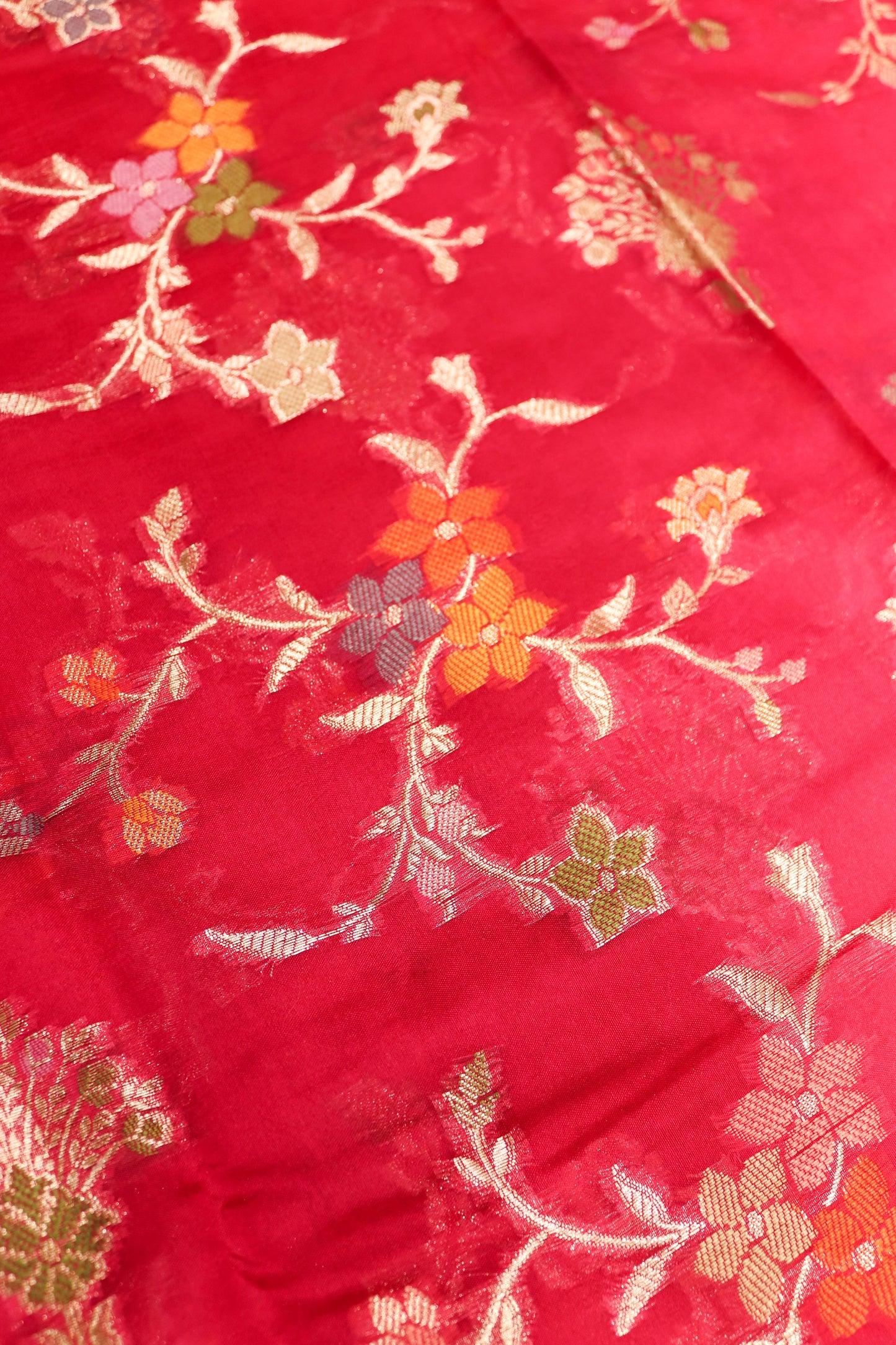 Meenakari Banarsi Jaal In Pure Dupion Silk-Pink