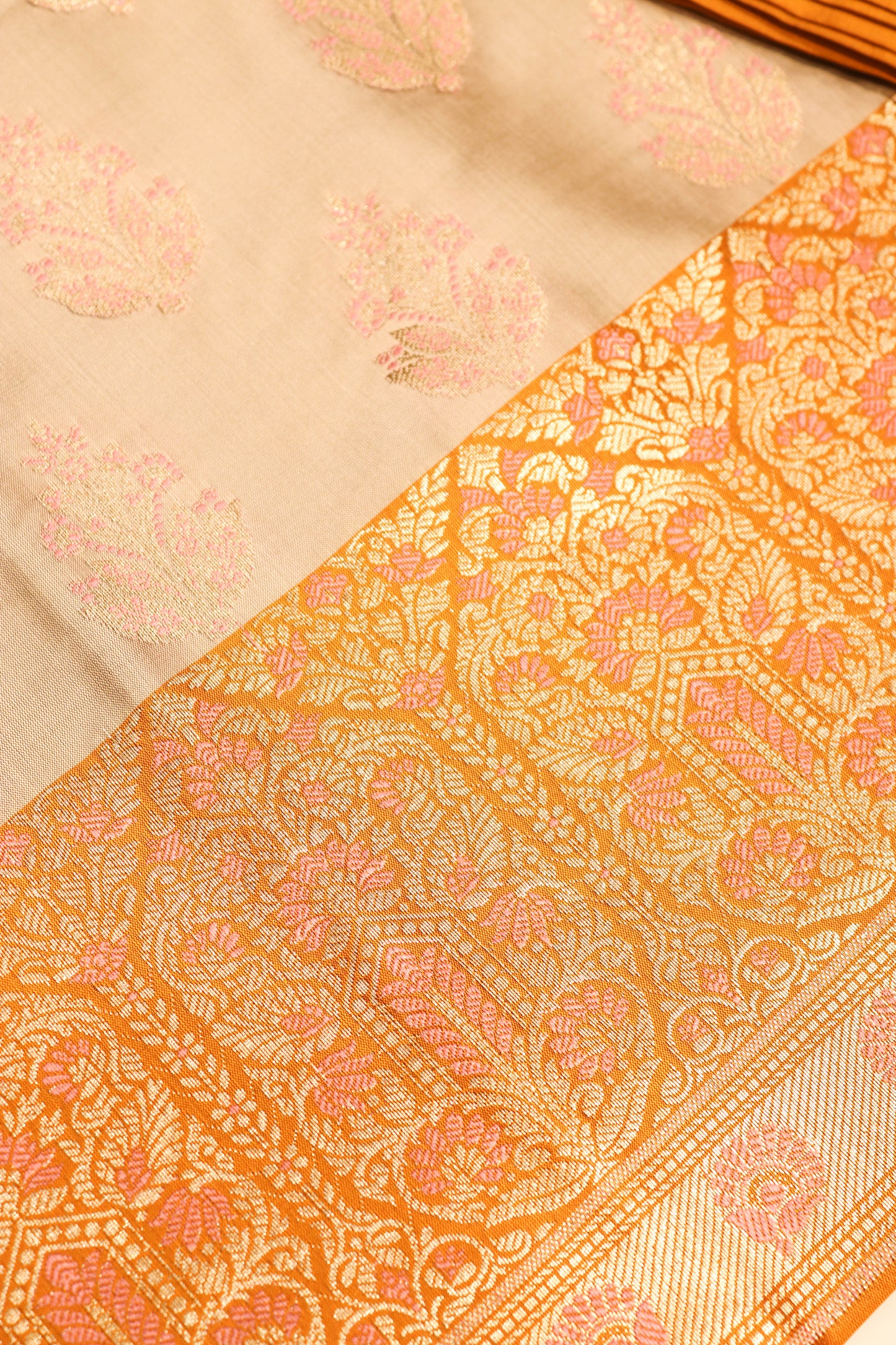 Contrast Meenakari Daaman Butti All Over Contrast Dupatta And Bottom-Yellow