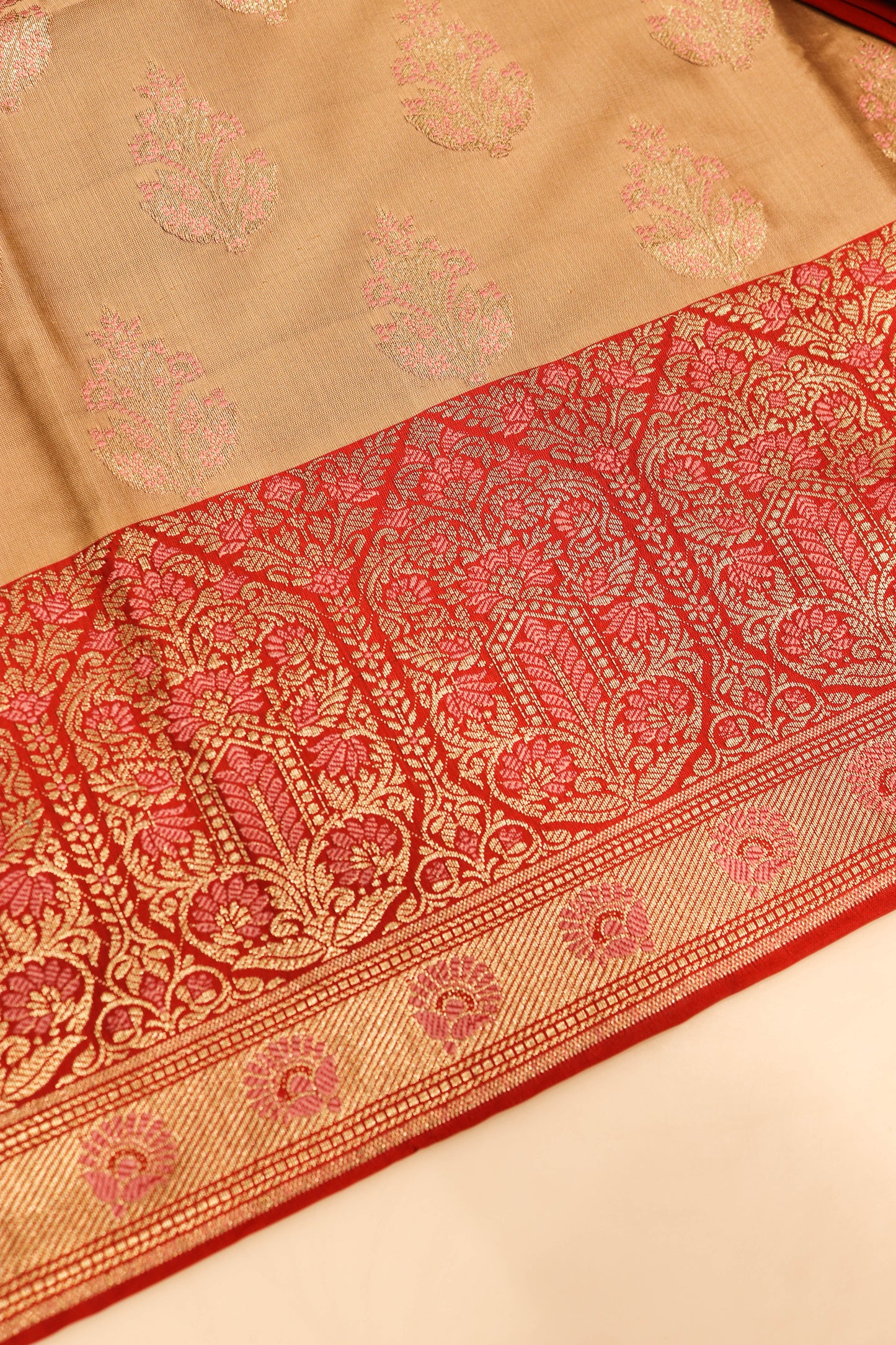 Contrast Meenakari Daaman Butti All Over Contrast Dupatta And Bottom-Red