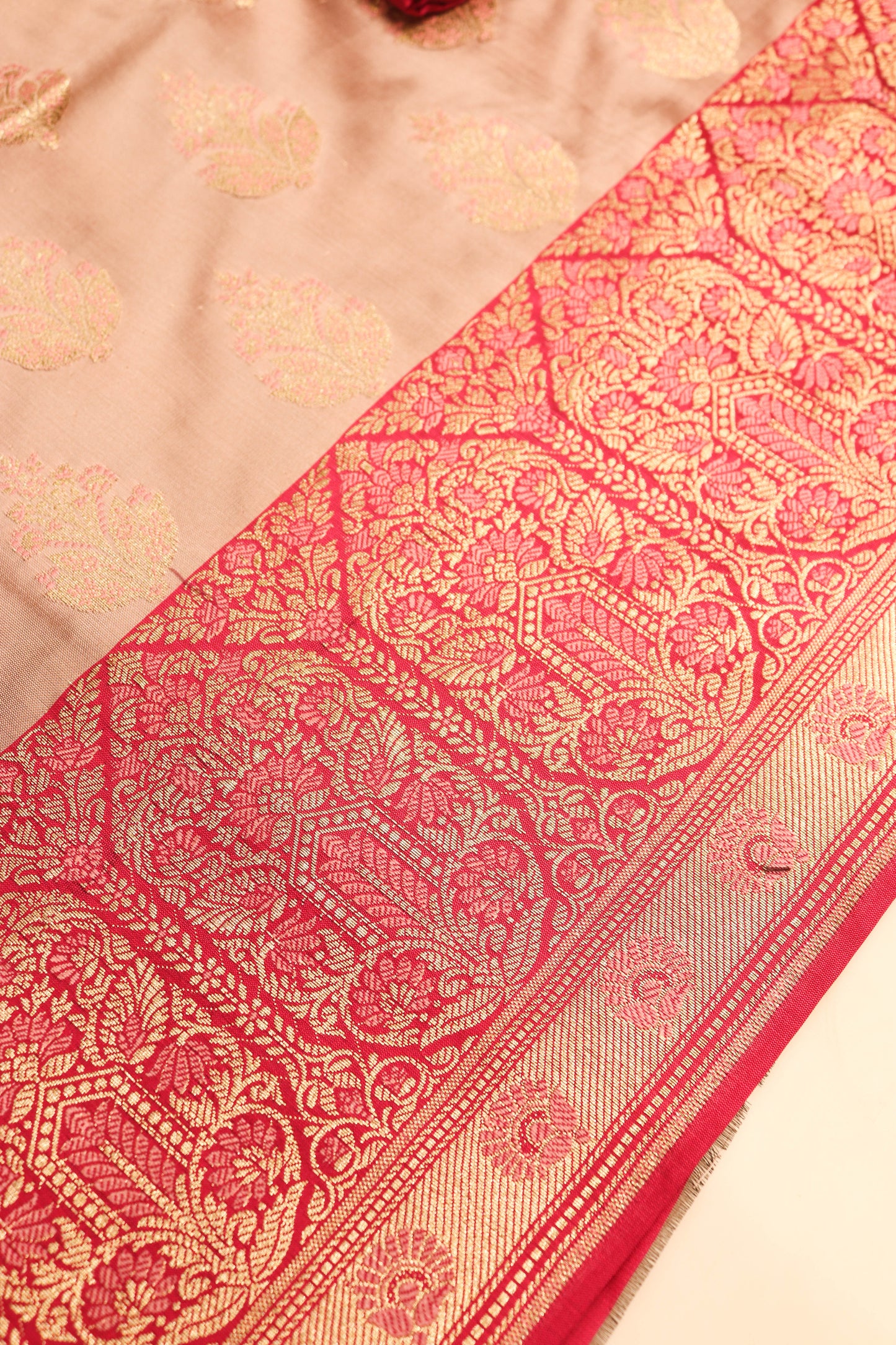 Contrast Meenakari Daaman Butti All Over Contrast Dupatta And Bottom-Pink