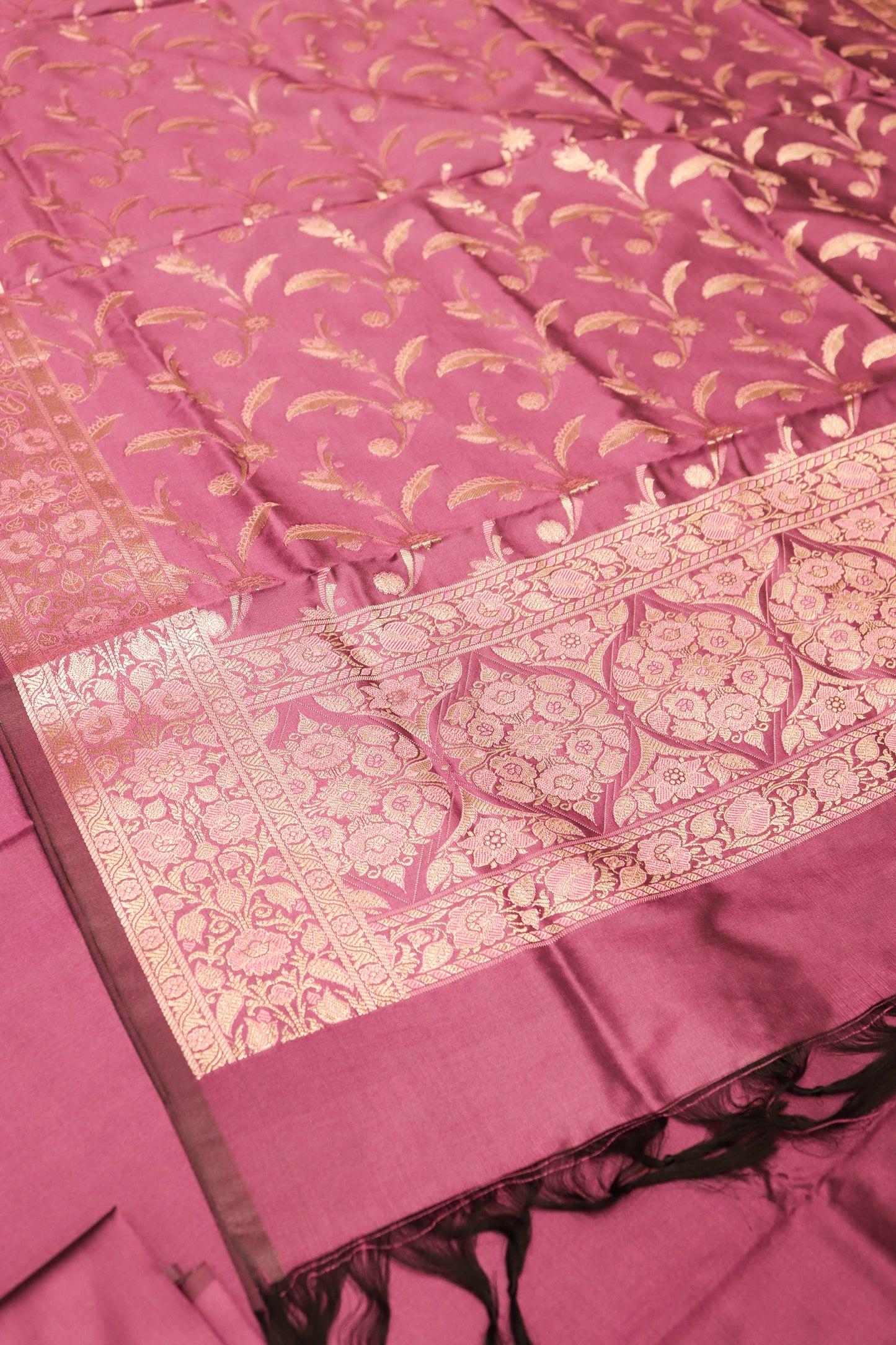 Plain Silk Suite With Weaving Daaman And Jaal Dupatta-Wine