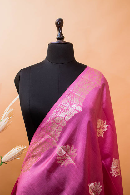 Scalping Weaving Border With Flower Butti All Over In Pure Banarasi Silk-Pink