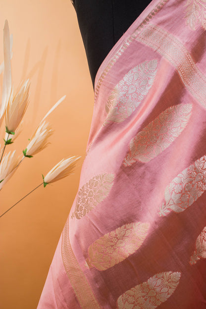 Thin Border Beautifull Flower Motif All Over In Pure Banarasi Silk Pink