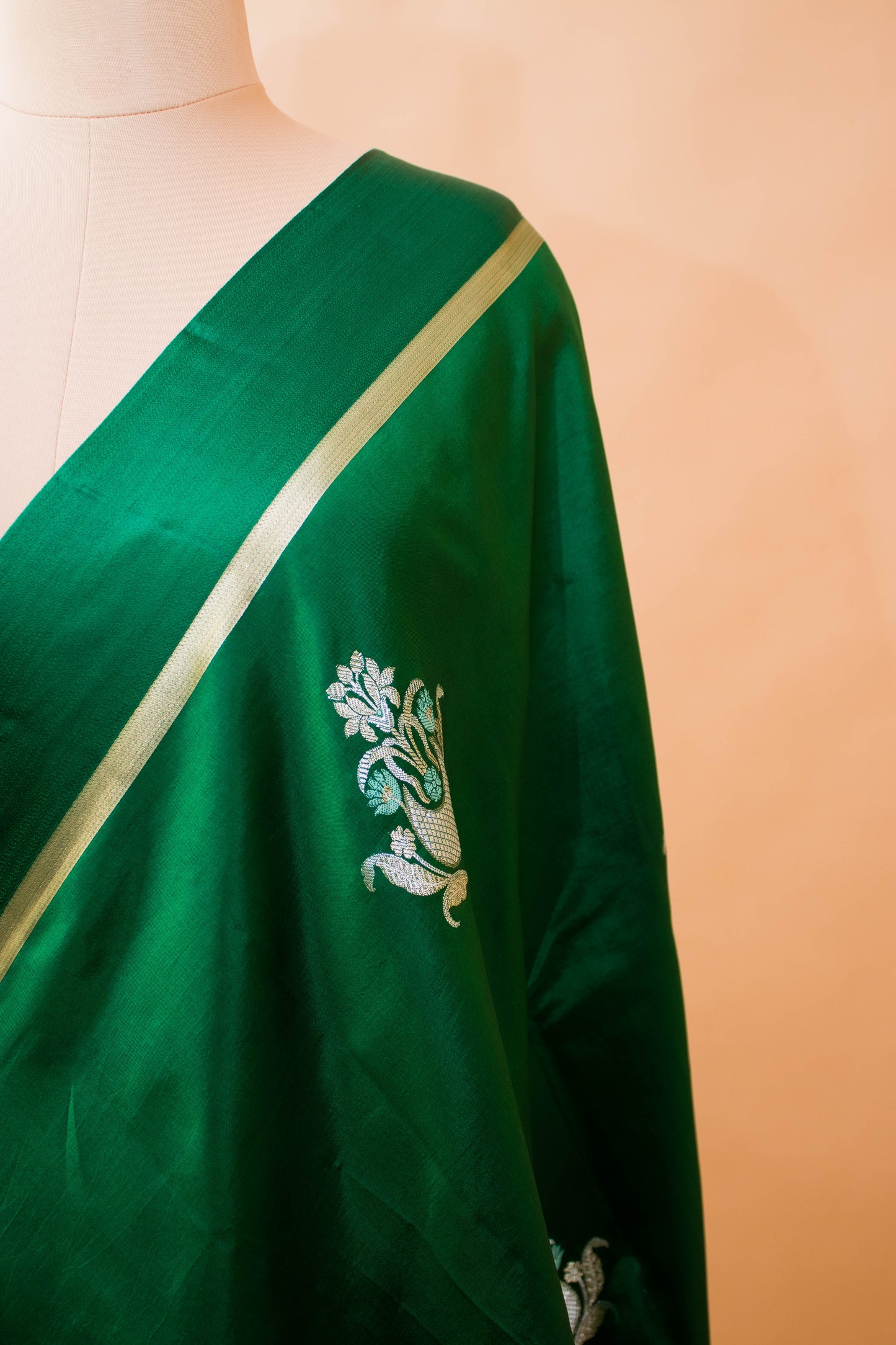 Contemporary Meenakari Motif In Pure Silk Green