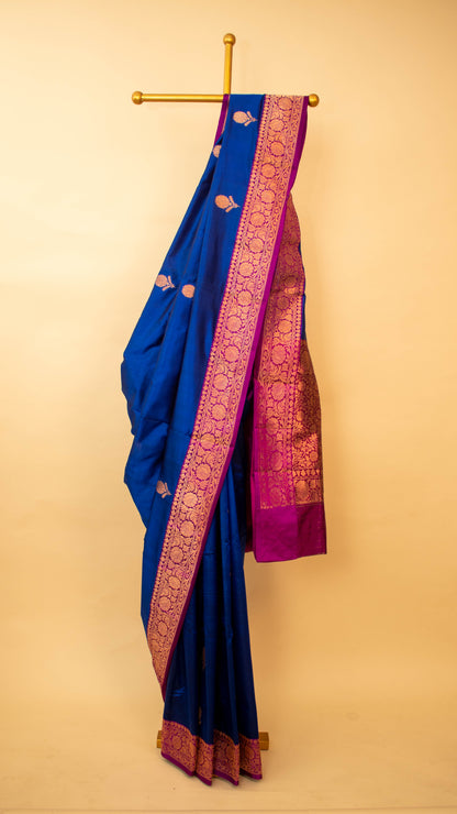 Handloom Banarasi Contrast Border And Butti Design-Blue