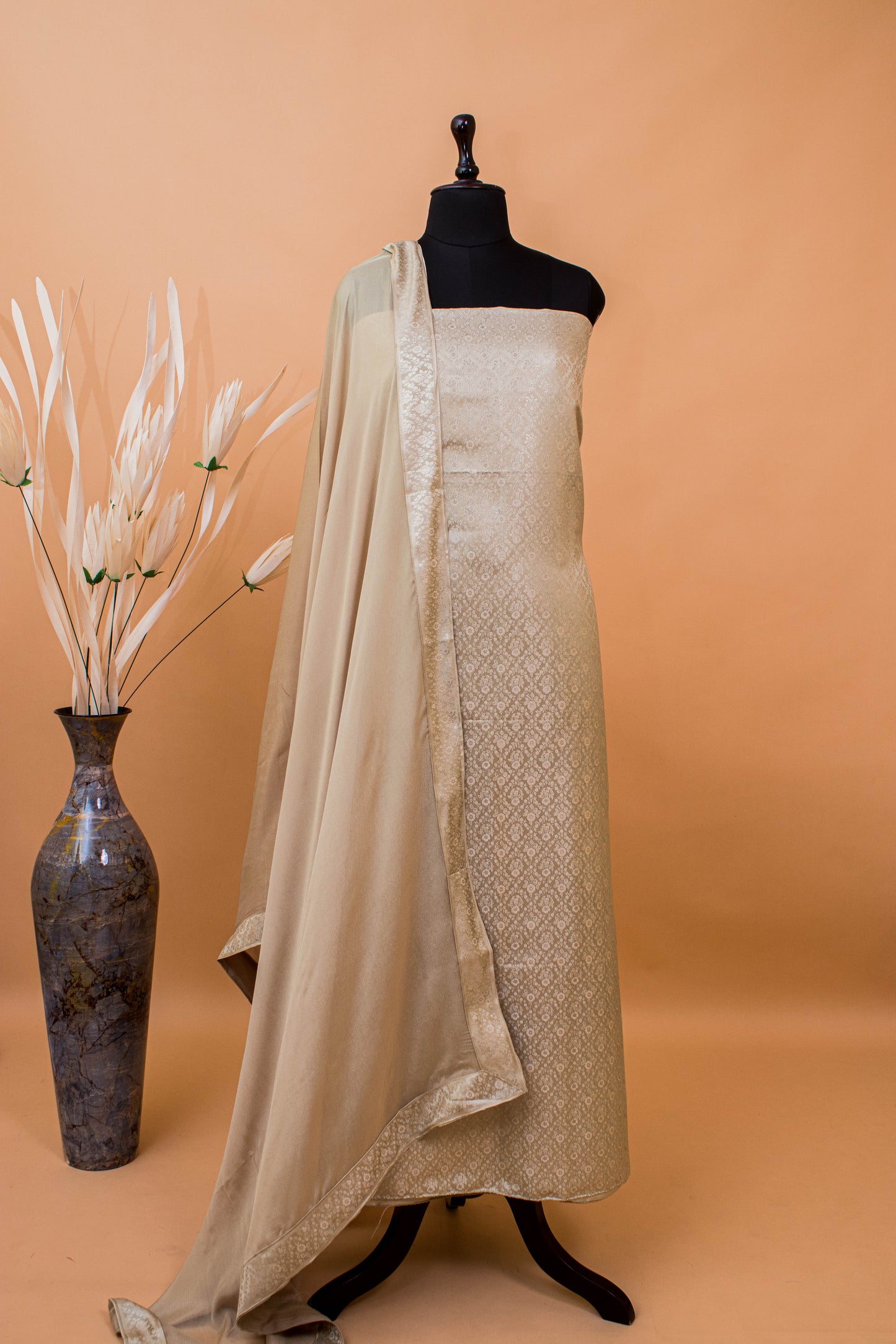 Banarasi Tanchui Weaving Suite Fabric With Georgette Dupatta-Green