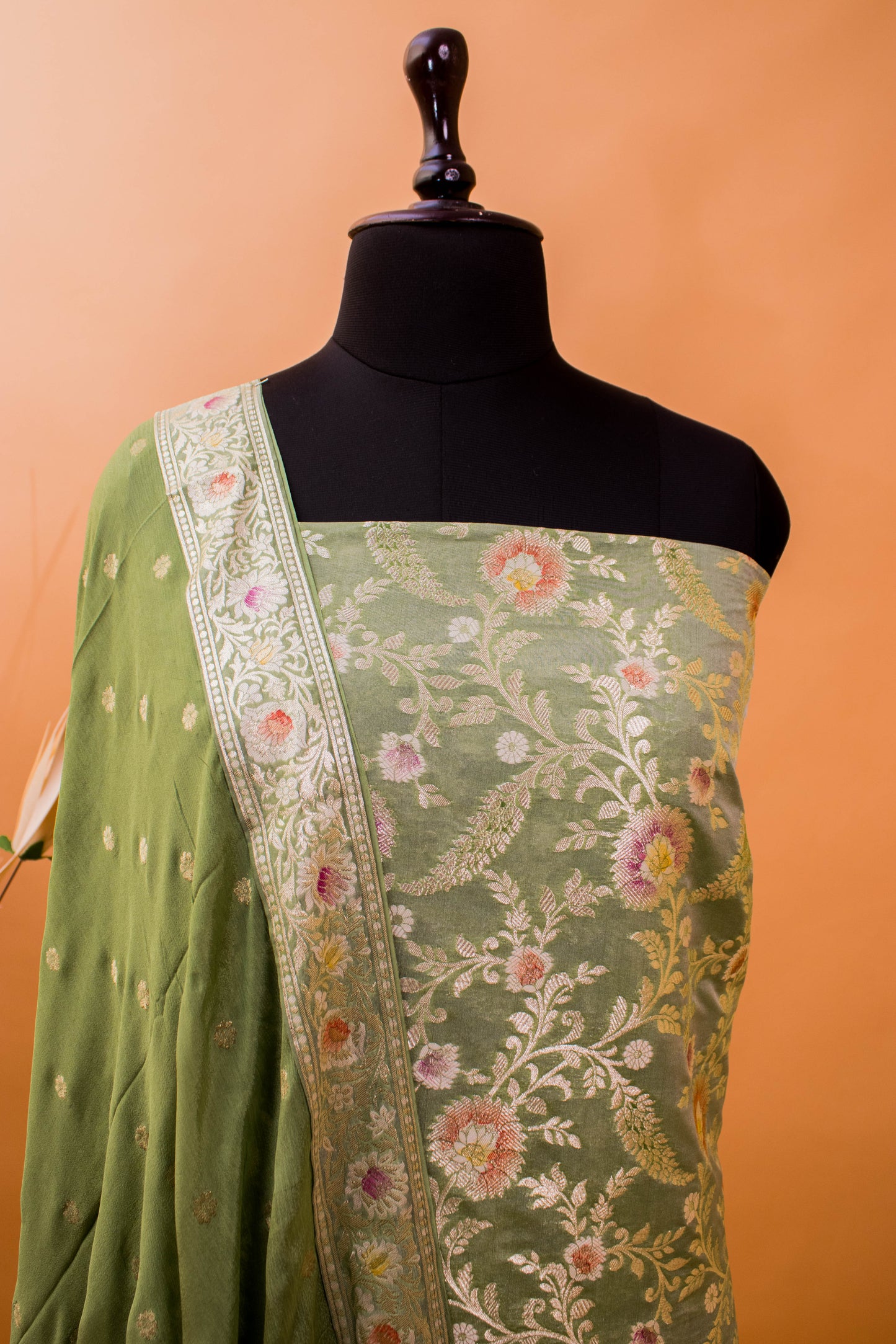 Banarasi Meenakari Jaal Weaving Suit Fabric With Georgette Dupatta-Green