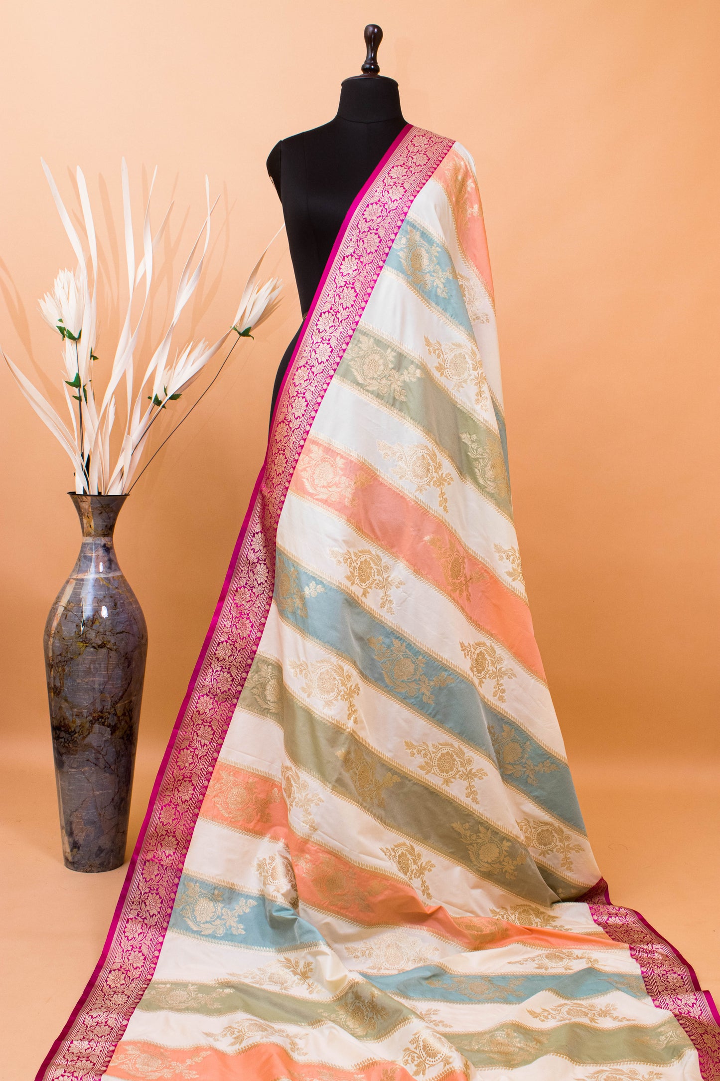 Traditional Banarasi Rangkaat Weaving With Contrast Border And Pallu-Multi Color