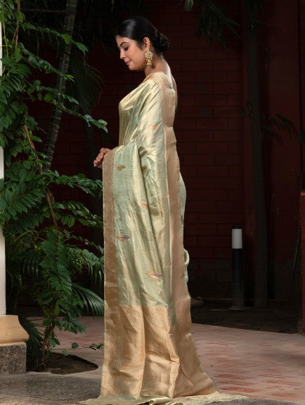 Handloom Kadhuwa Weave Tilfi Butti Saree In Pure Tissue Kataan Silk Fabric Green