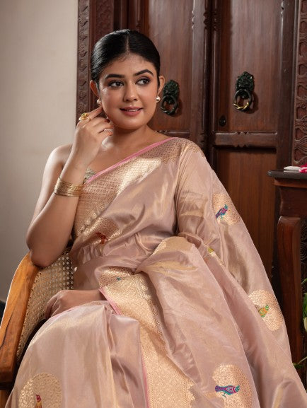 Handloom Banarasi Tilfi Kadhuwa Weaved Motif  Saree In Pure Katan Tissue Silk Pink