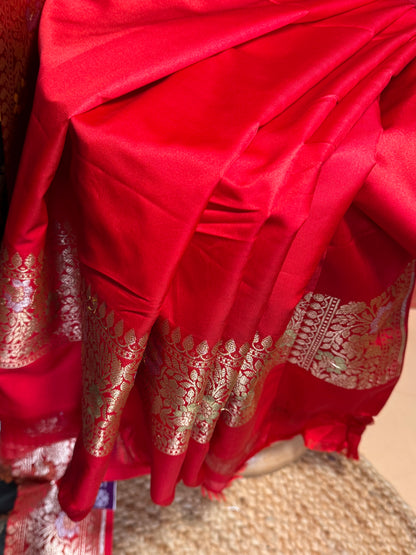 Traditional Banarasi Meenakari Jaal Contrast Pallu Saree - Black
