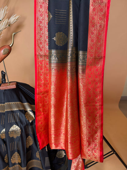 Traditional Banarasi Contrast Boarder With Gold Zari Mid Section Weaving Saree - Black