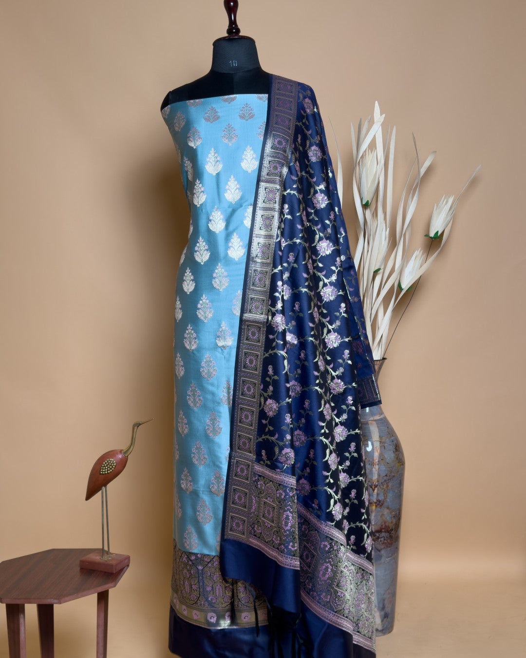 Contrast Daman Border With Meenakari Butti Suit Fabric With Contrast Jaal Dupatta And Border - Grey
