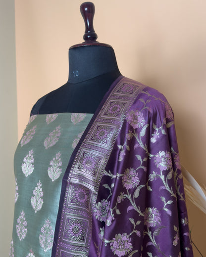 Contrast Daman Border With Meenakari Butti Suit Fabric With Contrast Jaal Dupatta And Border - Green