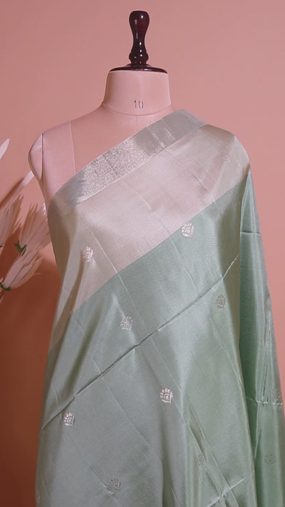 Contemporary Zari Weaving In Pure Silk