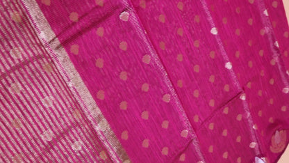 Super Soft Tissue Weaved In Contemporary Butta Style Border - Maroon